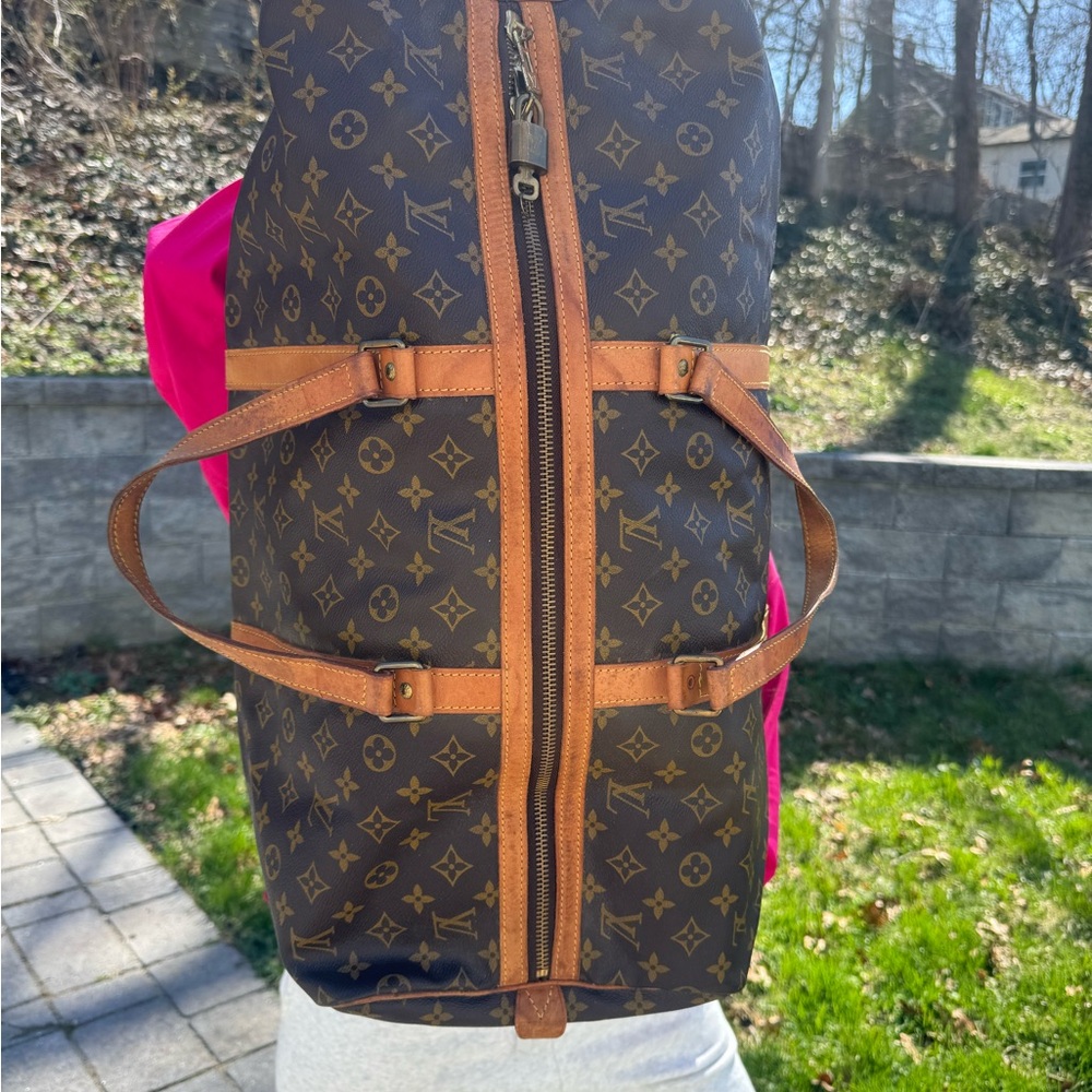 Louis Vuitton Monogram Keepall 55 - Picture 5 of 17
